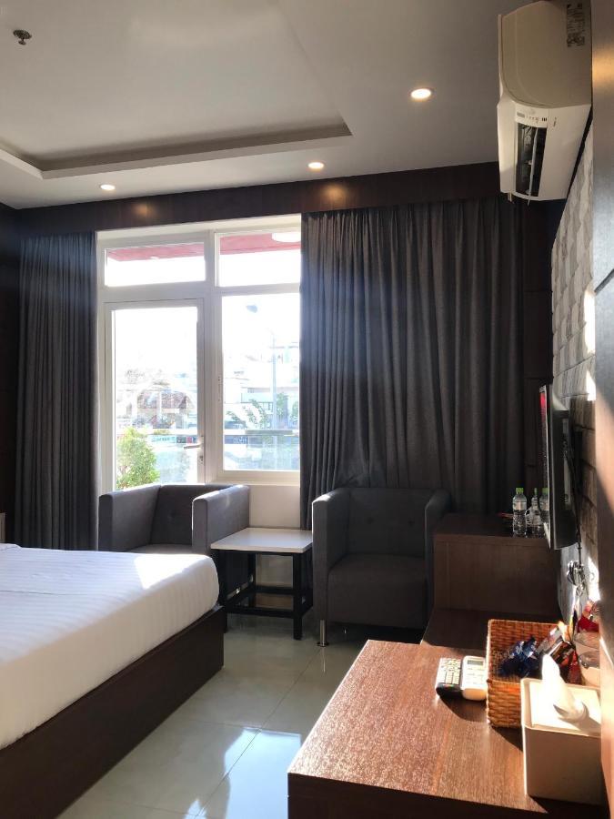 Quoc Thanh Hotel Long Khanh Zewnętrze zdjęcie