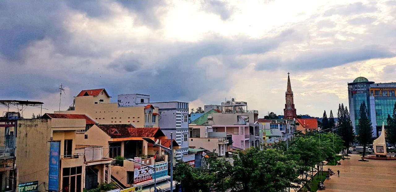 Quoc Thanh Hotel Long Khanh Zewnętrze zdjęcie