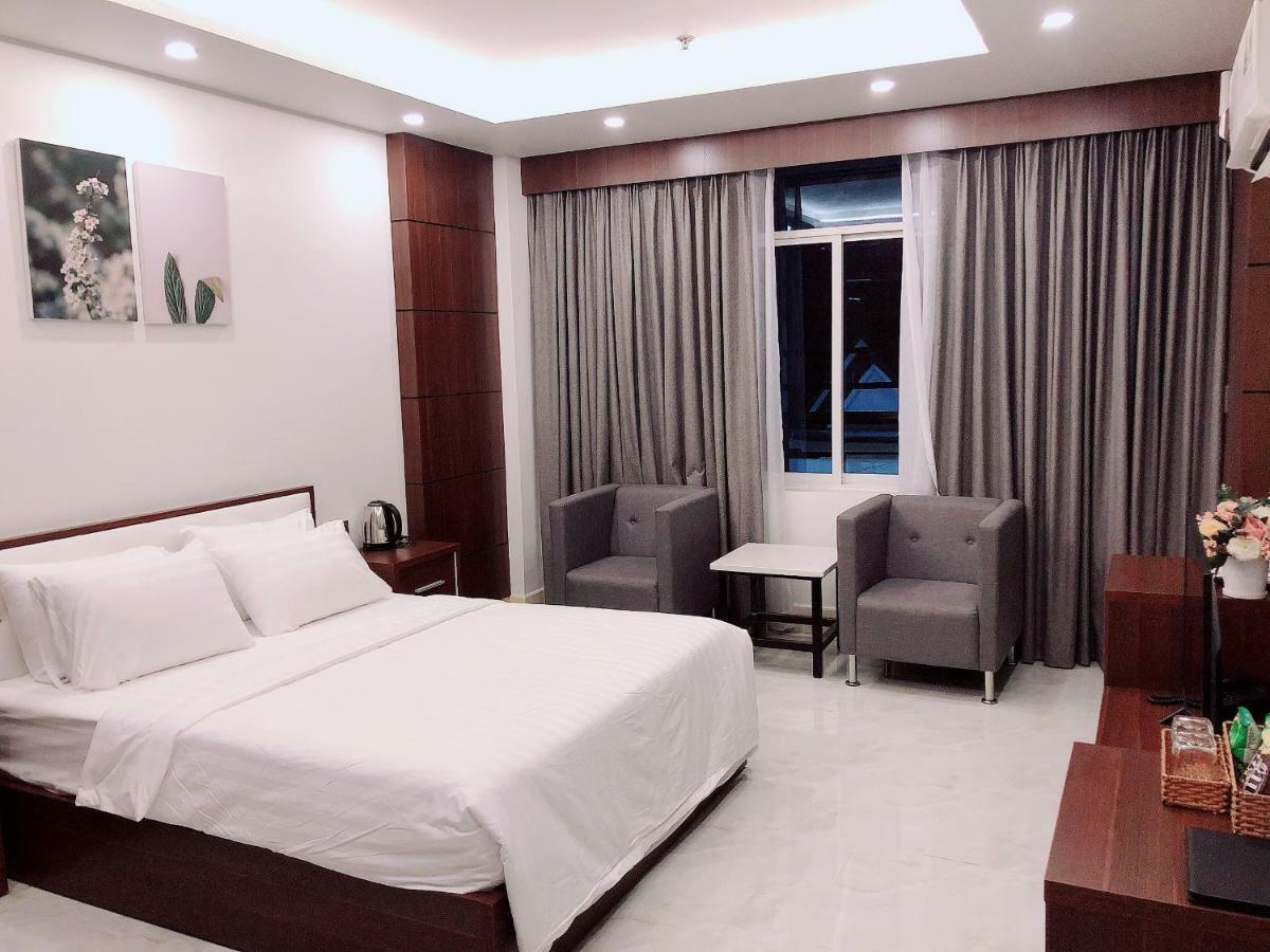 Quoc Thanh Hotel Long Khanh Zewnętrze zdjęcie