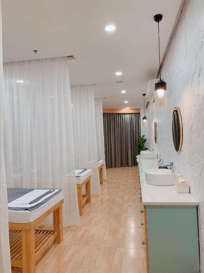 Quoc Thanh Hotel Long Khanh Zewnętrze zdjęcie